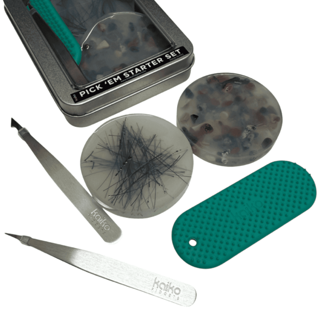 All the items included in the Pick Em Starter Set Kaiko Picking Popping Hair Pulling Support