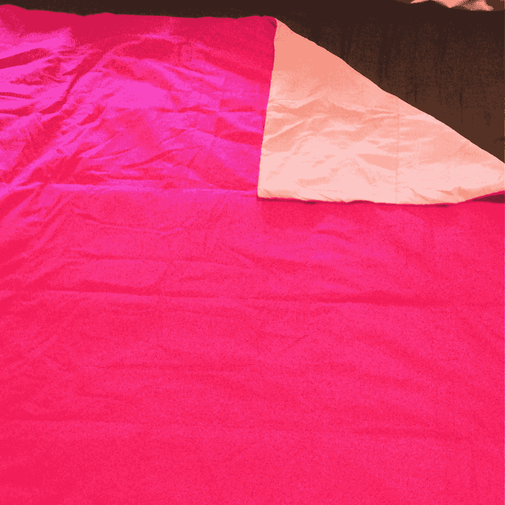 Picture of Weighted Blanket Single bed size pink on pink
