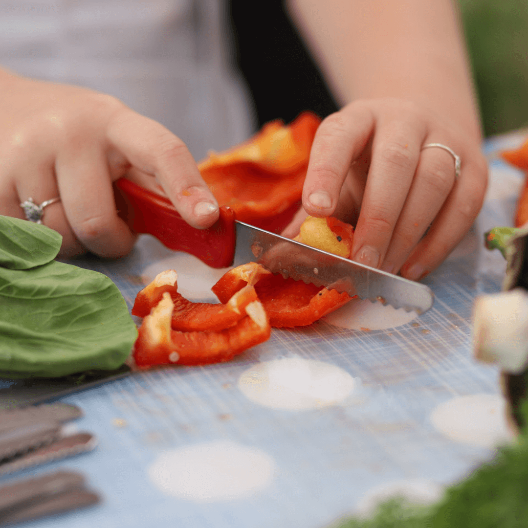 safety food kutter cutting peppers