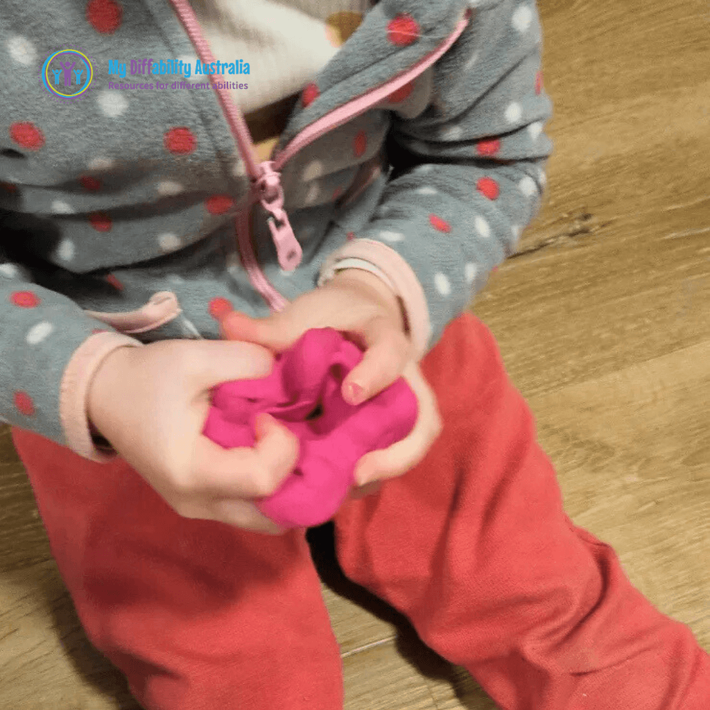 Squishing Super Light Moulding Clay 50g
