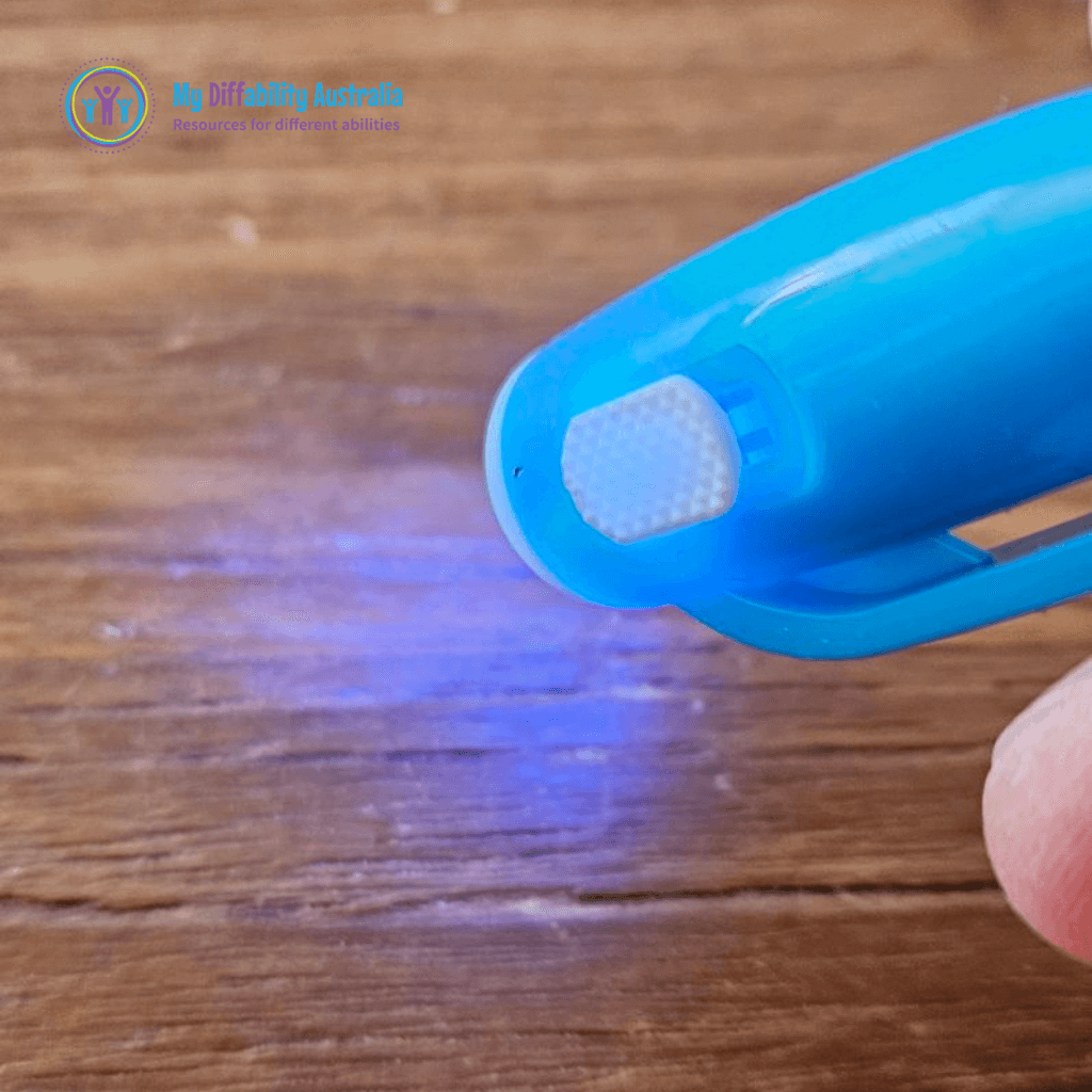uv pens while turned on side view zoom in